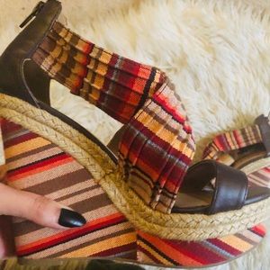 Platform Red Soda Wedge